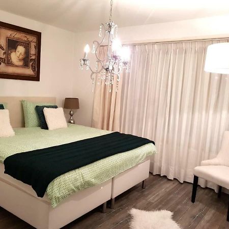 Beijerse Inn Nieuw-Beijerland Экстерьер фото